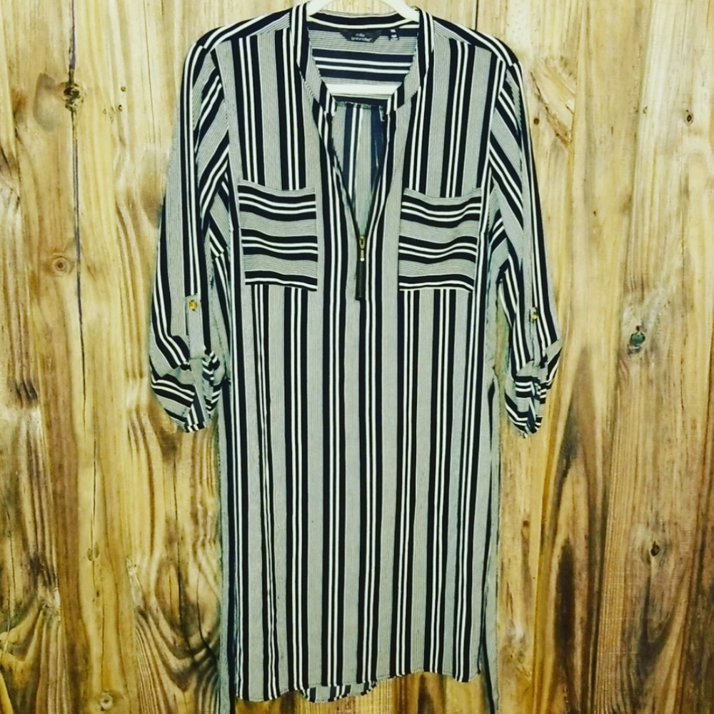 Black & White Striped Lightweight Shirt Dress